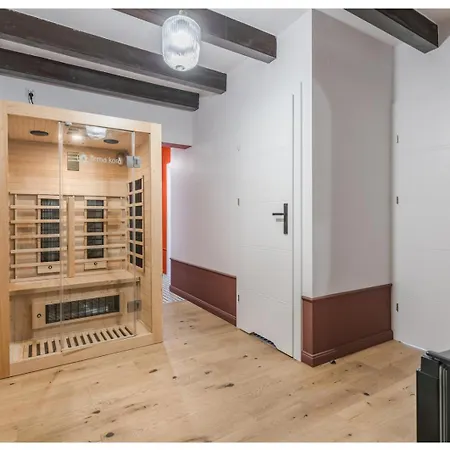 Homestay Pocahontas - 5 Minutes To Old Town